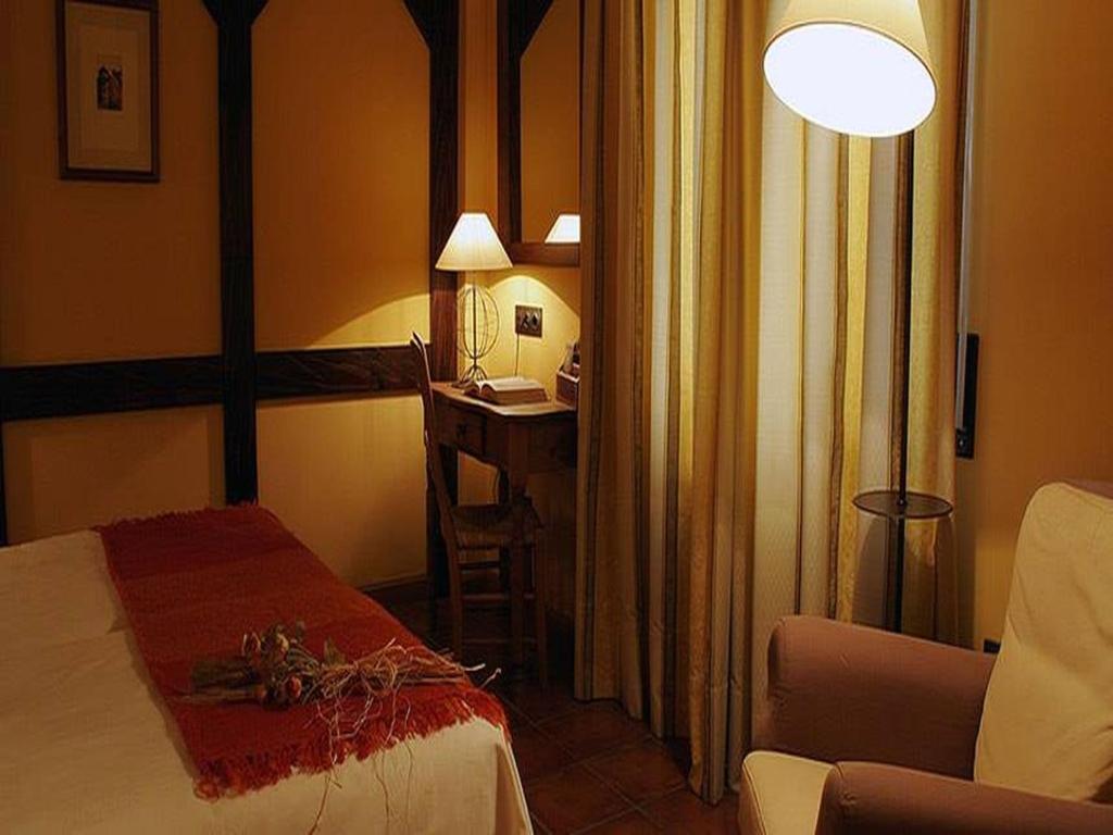 Hotel Casbas Senegüé Habitación foto